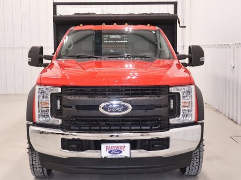 Certified 2017 Ford F550 4x4 Regular Cab Super Duty image 5