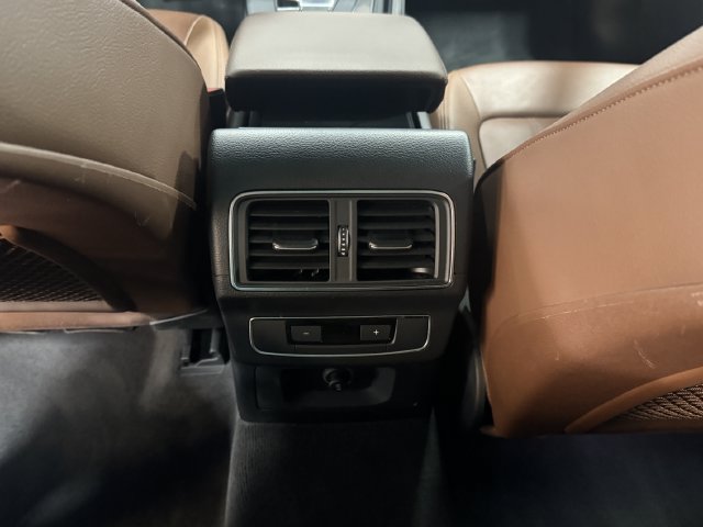 Used 2019 Audi Q5 Premium w/ Convenience Package AWD/4WD image 18