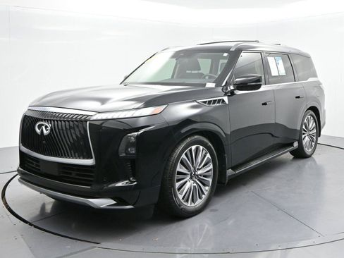 Used 2025 INFINITI QX80 Luxe w/ Exterior Package AWD/4WD image 3