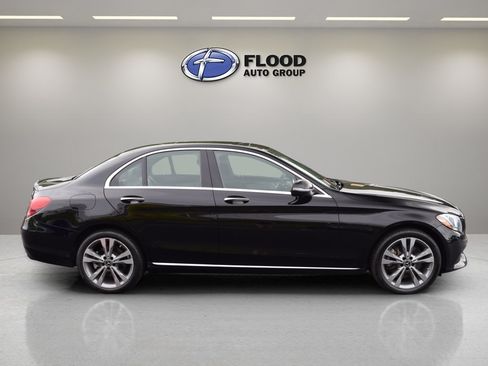 Used 2018 Mercedes-Benz C 300 4MATIC Sedan image 3