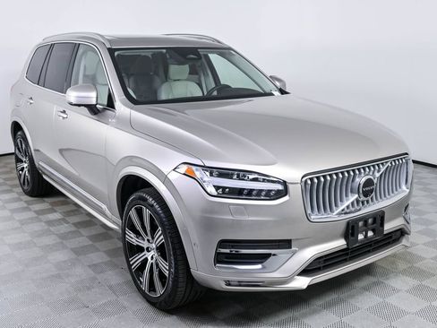 Used 2025 Volvo XC90 B6 Plus w/ Protection Package Premier AWD/4WD image 29