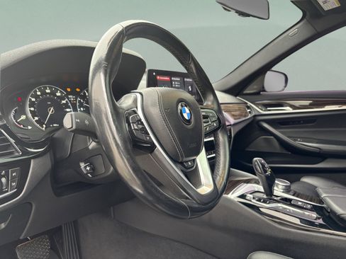 Used 2017 BMW 530i xDrive AWD/4WD image 21