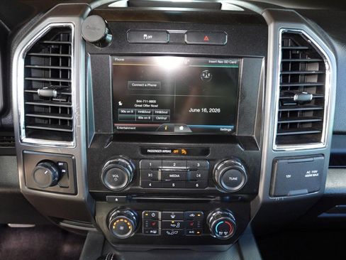Used 2015 Ford F150 XLT w/ Equipment Group 302A Luxury RWD image 15