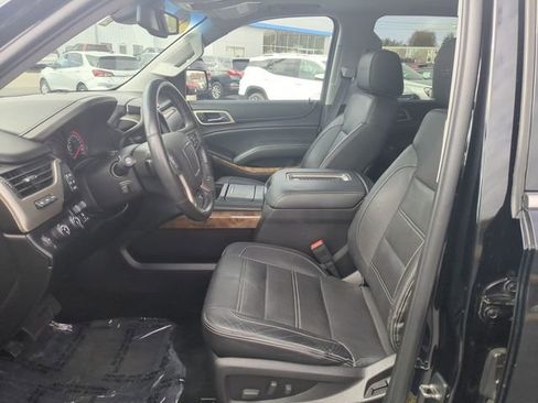 Used 2015 GMC Yukon Denali w/ Premium Package AWD/4WD image 10