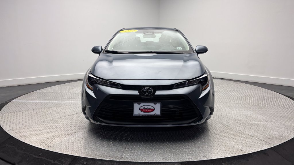 Used 2024 Toyota Corolla LE FWD image 40