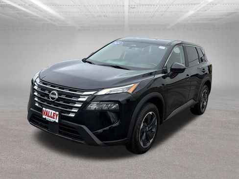 Used 2024 Nissan Rogue SV AWD/4WD image 4