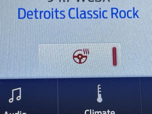 Used 2019 Ford Edge ST w/ Cold Weather Package image 23