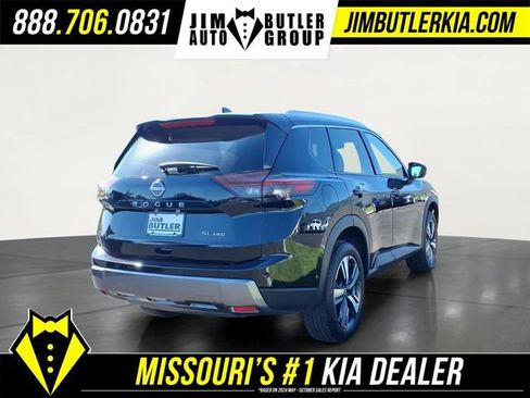 Used 2026 Nissan Rogue SL AWD/4WD image 25