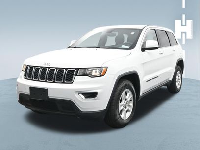 Used 2017 Jeep Grand Cherokee Laredo