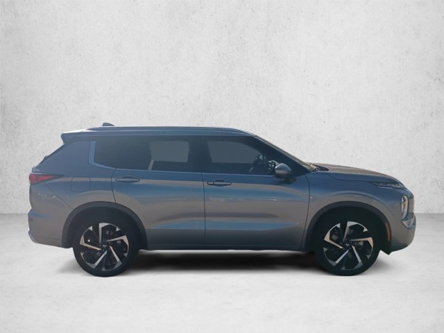 Used 2023 Mitsubishi Outlander SEL FWD image 4