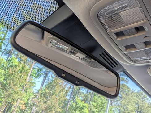 Used 2020 Honda CR-V Touring image 18