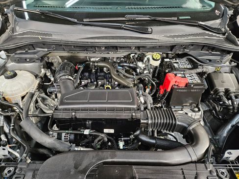 Used 2025 Ford Escape Active AWD/4WD image 19