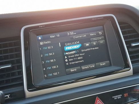 Used 2019 Hyundai Sonata Sport w/ Winter Weather Package image 18