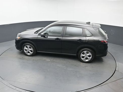 Certified 2024 Honda HR-V LX image 40