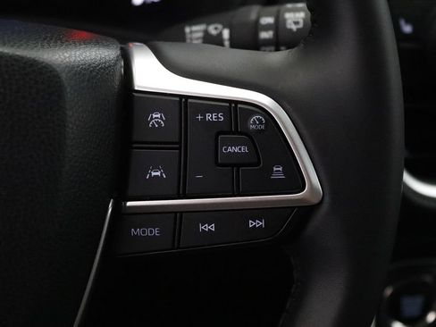 Used 2026 Toyota Grand Highlander AWD image 17