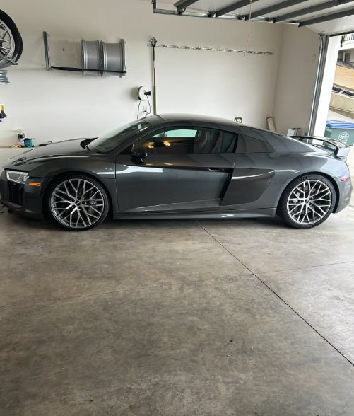 Used 2017 Audi R8 V10 plus AWD/4WD image 1