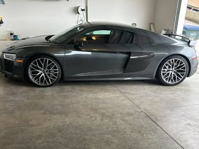 Used 2017 Audi R8 V10 plus