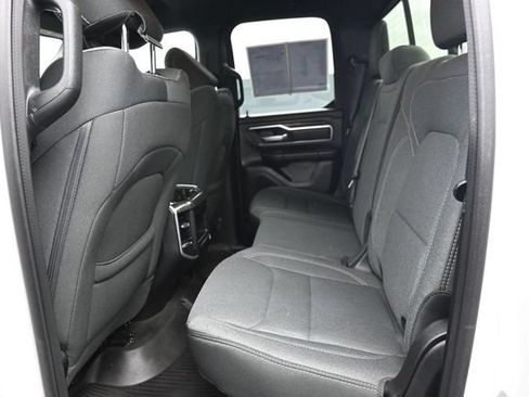 Used 2022 RAM 1500 Big Horn AWD/4WD image 9