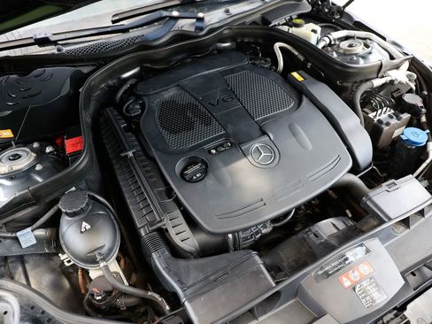 Used 2016 Mercedes-Benz E 350 E 350 4MATIC Sedan 4D image 48