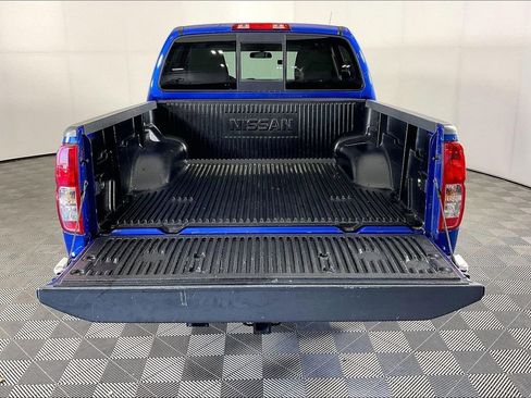 Used 2015 Nissan Frontier SV image 36