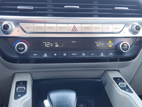 Used 2020 Kia Telluride SX w/ Towing Package image 19