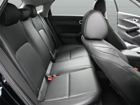 Used 2024 Acura Integra image 7