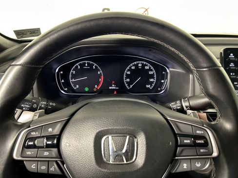 Used 2019 Honda Accord Sport image 12