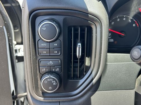 Used 2024 Chevrolet Silverado 1500 Custom Trail Boss AWD/4WD image 29