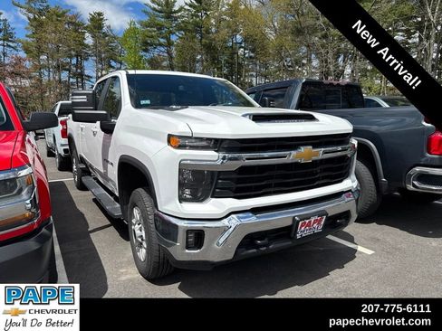 Used 2025 Chevrolet Silverado 2500 LT w/ Convenience Package AWD/4WD image 1