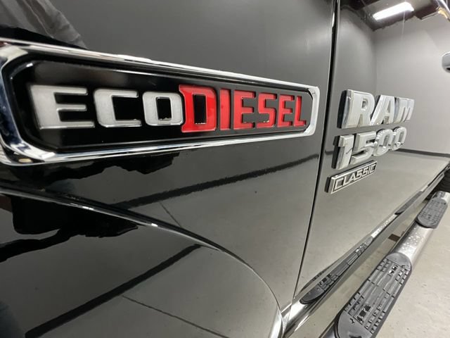 Used 2019 RAM 1500 Laramie w/ Convenience Group AWD/4WD image 31