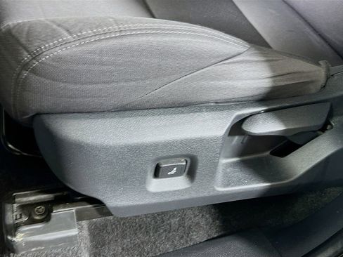 Certified 2024 Toyota Tacoma SR5 image 17