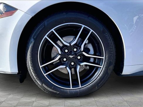 Used 2021 Ford Mustang Premium image 21