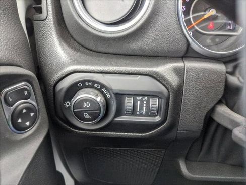 Certified 2022 Jeep Gladiator Overland w/ Popular Equipment Package image 46