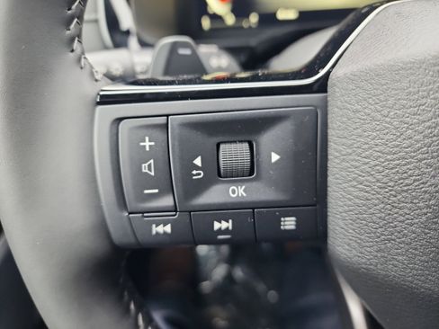 New 2026 Nissan Pathfinder SL image 19