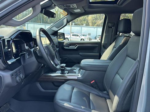 Used 2025 Chevrolet Silverado 1500 RST w/ RST All Star Premium Package image 8