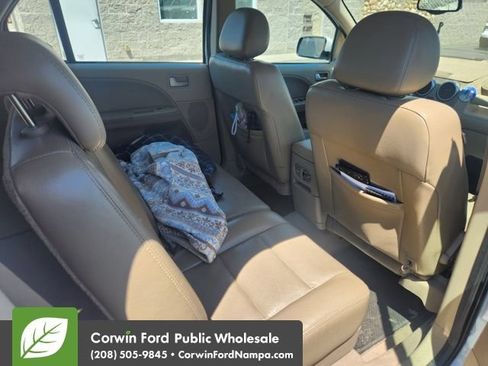 Used 2005 Ford Freestyle SEL AWD/4WD image 9