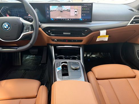 Used 2025 BMW i4 eDrive40 w/ Parking Assistance Package image 19
