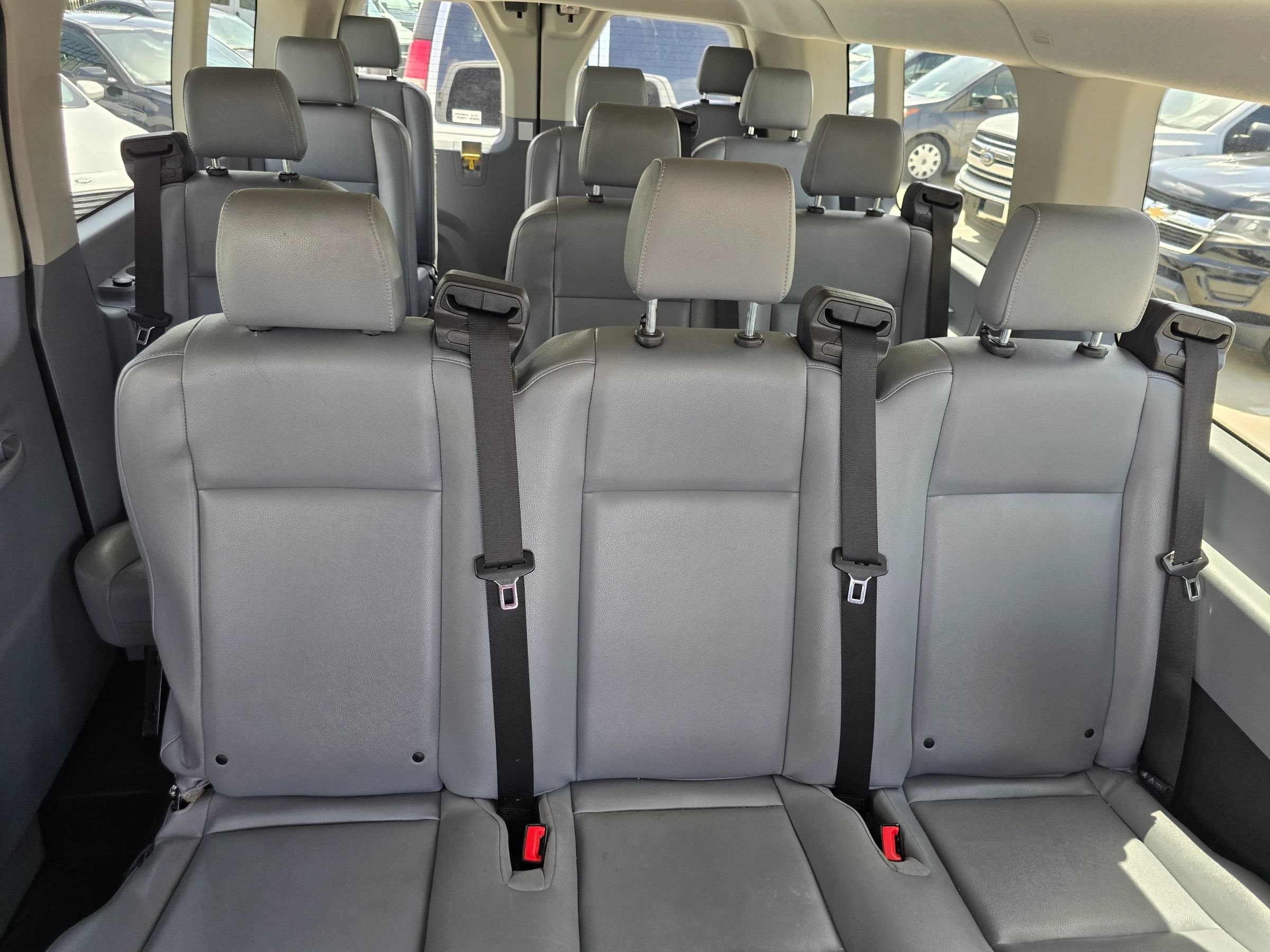 Used 2018 Ford Transit 350 XL RWD image 27