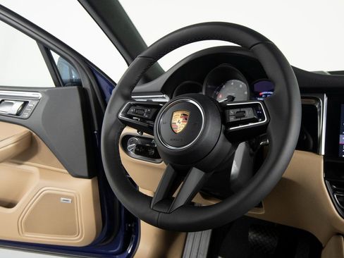 New 2026 Porsche Macan S image 31