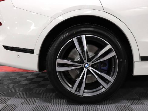 Used 2020 BMW X7 M50i w/ Cold Weather Package image 87