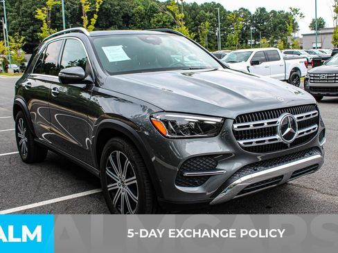 Used 2025 Mercedes-Benz GLE 450e 4MATIC w/ Winter Package image 3