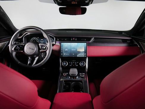 Used 2024 Jaguar XF R-Dynamic SE image 4