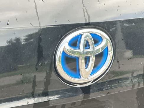 Used 2023 Toyota Highlander XLE AWD/4WD image 17