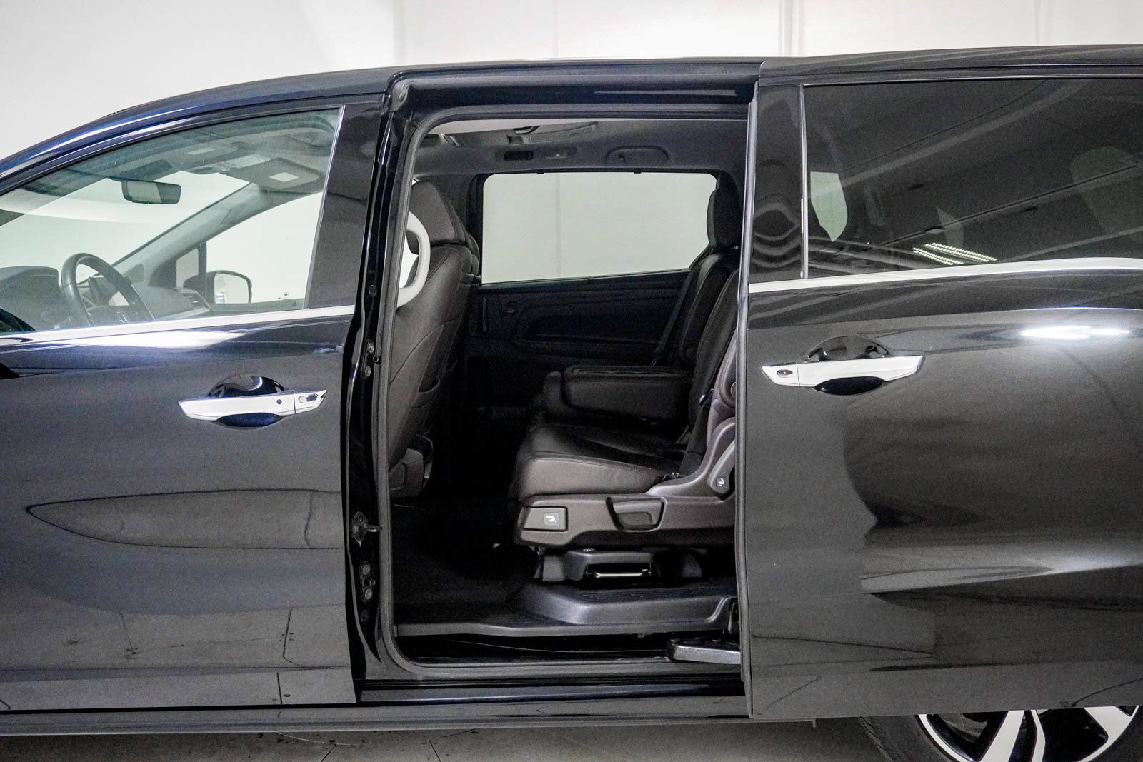 Used 2020 Honda Odyssey Elite image 40