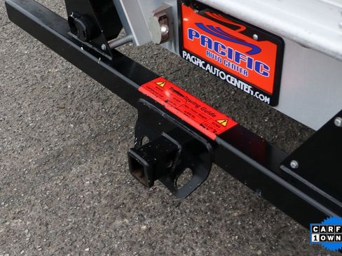 Used 2018 Ford Transit 250 138 image 33