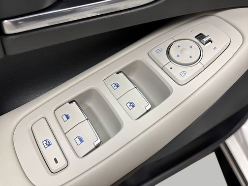 Used 2023 Hyundai Sonata SEL w/ Cargo Package image 11