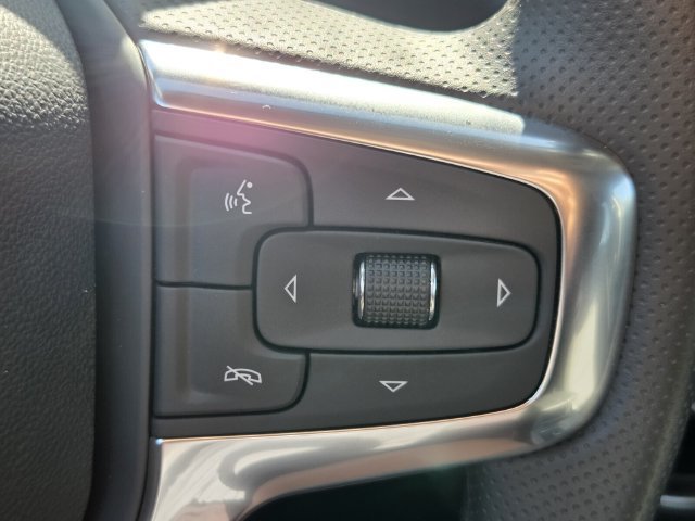New 2026 Chevrolet Blazer LT w/ Convenience Package FWD image 15