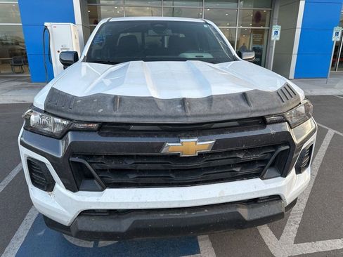 Used 2025 Chevrolet Colorado LT w/ Advanced Trailering Package image 9