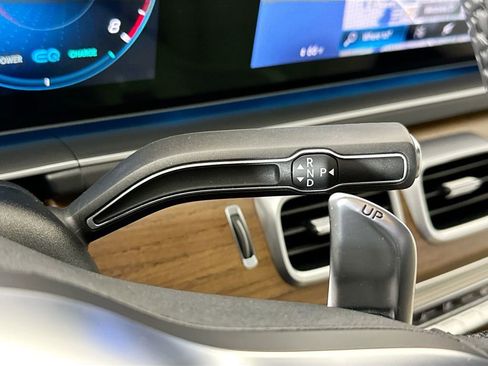 Used 2022 Mercedes-Benz GLE 63 AMG S image 17