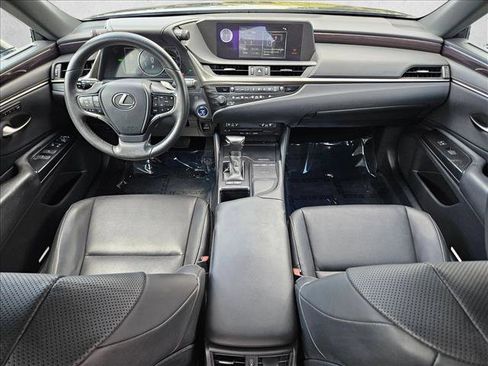 Used 2020 Lexus ES 300h w/ Premium Package FWD image 18